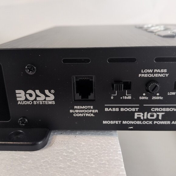 Boss Audio Systems R1100M Riot 1100 Watt Monoblock Power Amplifier NEW OPEN BOX - Picture 15 of 16